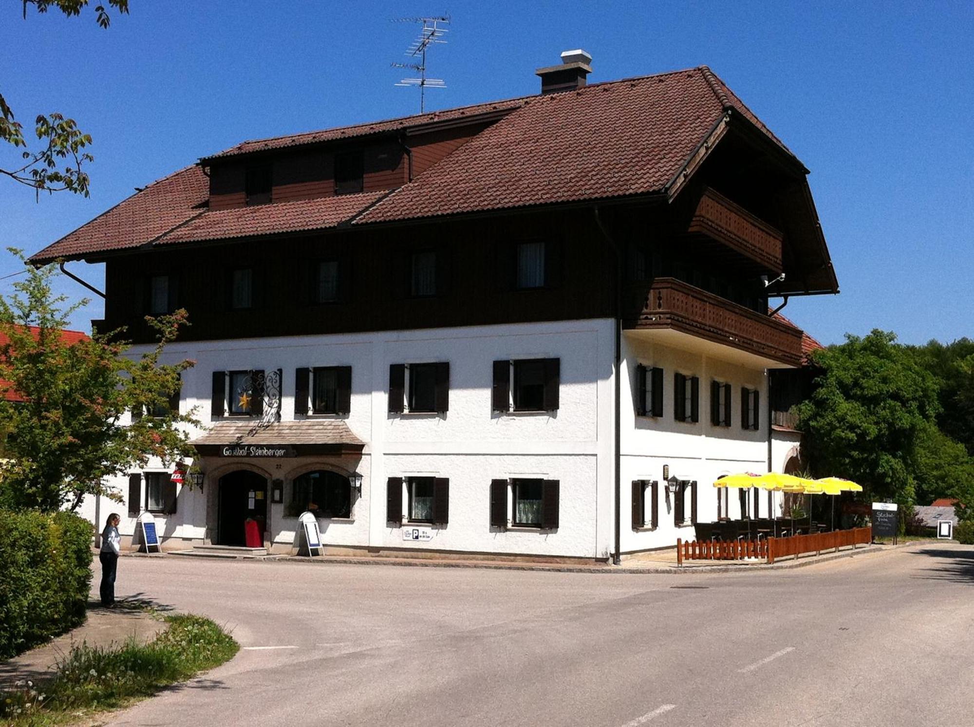 Gasthof Pension Steinberger 장크트 게오르겐 임 아터가우 외부 사진